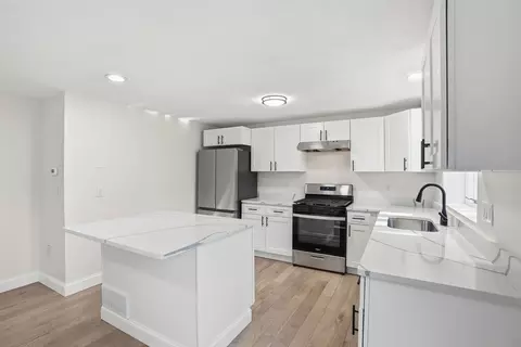Kitchen - 24 Deer Path #5, Maynard, MA 01754 photo 3 of 5