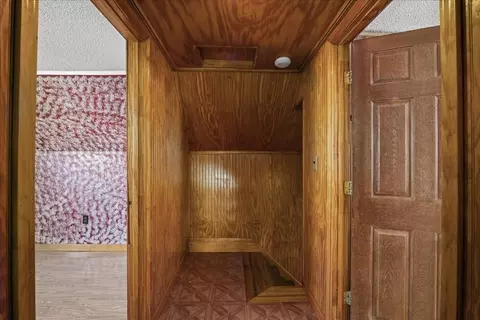Entry Way - 52 Harrison St, Worcester, MA 01604 photo 6 of 6