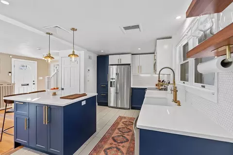 67 Risley Rd, Brookline, MA 02467 photo 6