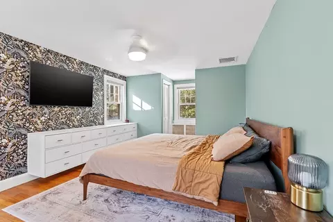 67 Risley Rd, Brookline, MA 02467 photo 11