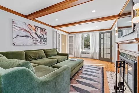 67 Risley Rd, Brookline, MA 02467 photo 9