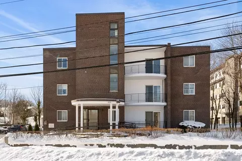 459 Willard St #303, Quincy, MA 02169