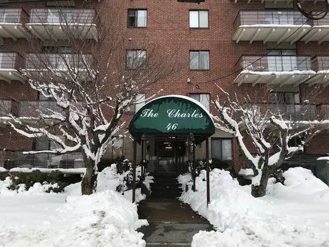 46 Cochituate Rd #106, Framingham, MA 01701