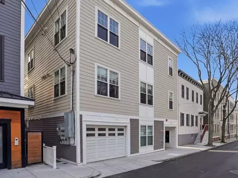 199 W 8th St #4, Boston, MA 02127