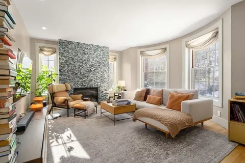 135 Beaconsfield #2, Brookline, MA 02445