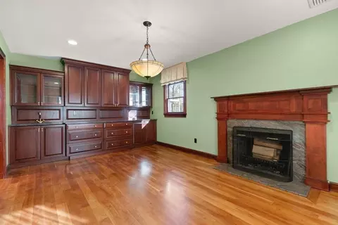 58 Ames St, Sharon, MA 02067 photo 4