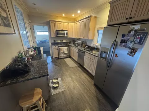 581 E 8th St, Boston, MA 02127 photo 5