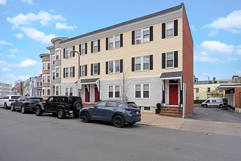 428-432 E 3rd St, Boston, MA 02127