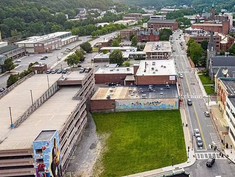 520 Main St, Fitchburg, MA 01420