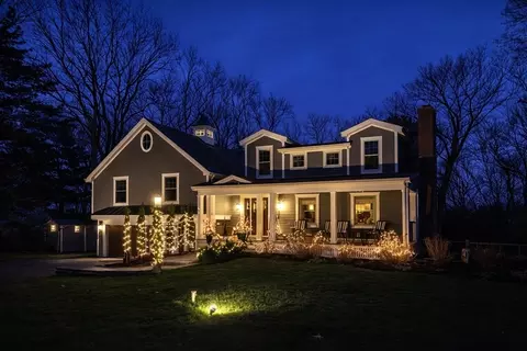 10 Hawthorne Rd, Winchester, MA 01890