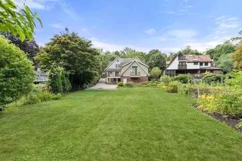 Exterior - 115 Clark Rd, Brookline, MA 02445 photo 3 of 6