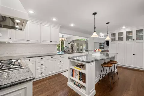 1 Old Colony Dr, Dover, MA 02030 photo 8