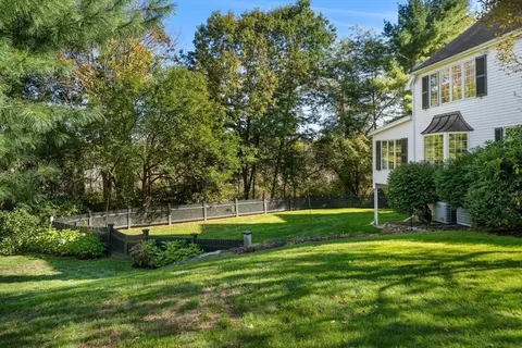 1 Old Colony Dr, Dover, MA 02030 photo 38