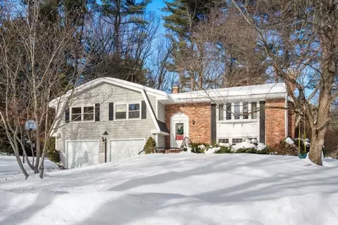 62 Churchill St, Sudbury, MA 01776