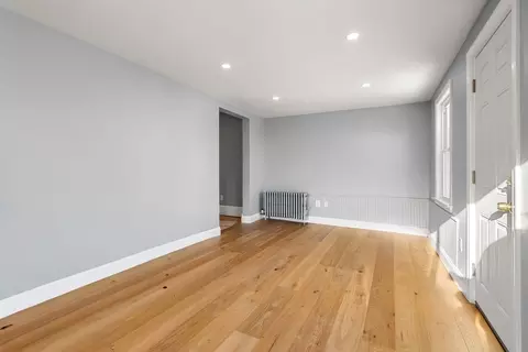 Living - 49 Eade, Lynn, MA 01902 photo 7 of 8