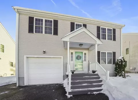 150 Prattown Ln, Bridgewater, MA 02324