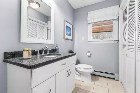 Bath - 68 Sanborn Ln, Reading, MA 01867 photo 3 of 3