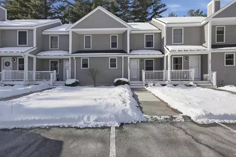 193 Bayberry Hill Ln #193, Leominster, MA 01453