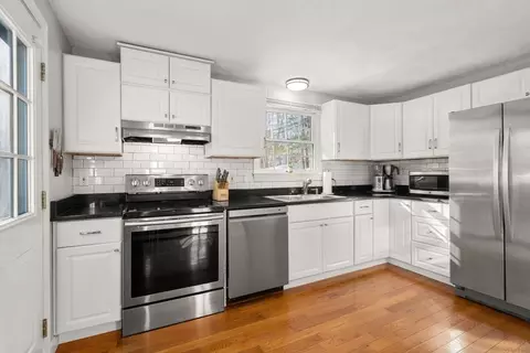 Kitchen - 2 Cobblers Ln, Beverly, MA 01915 photo 1 of 2