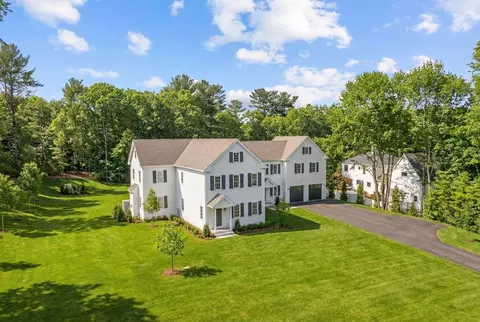 74 Teakettle Ln, Duxbury, MA 02332