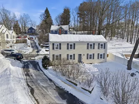 1 Sweeney Ct, Andover, MA 01810