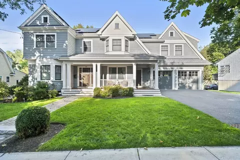 34 Larchmont Ave, Waban, MA 02468