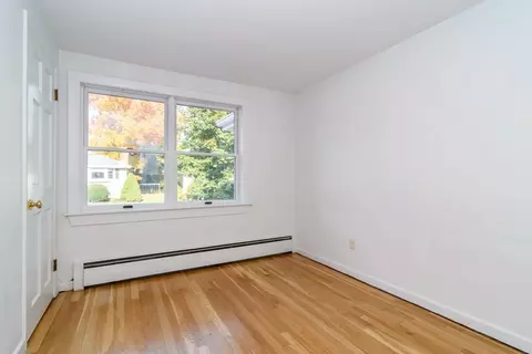 Bedroom - 15 Mackintosh Ave, Needham, MA 02492 photo 2 of 3