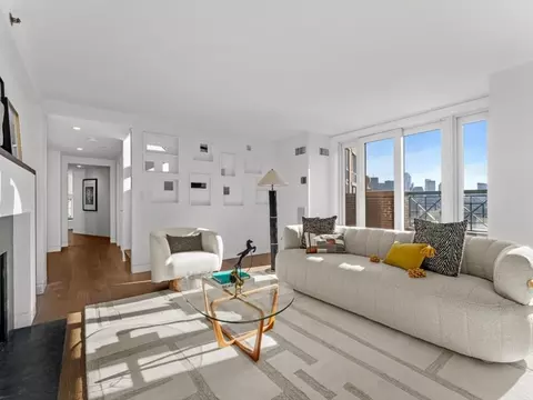 10 Rogers St #PH4, Cambridge, MA 02142