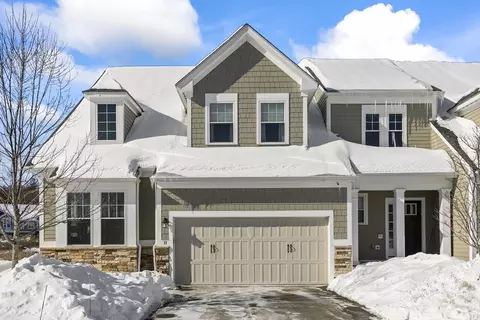 11 Farmstead Ln #11, Sudbury, MA 01776