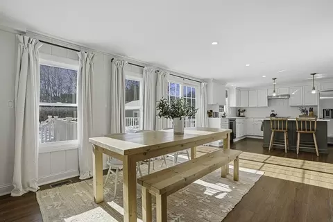 26 Maple St, Mendon, MA 01756 photo 15