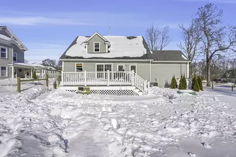 26 Maple St, Mendon, MA 01756 photo 36