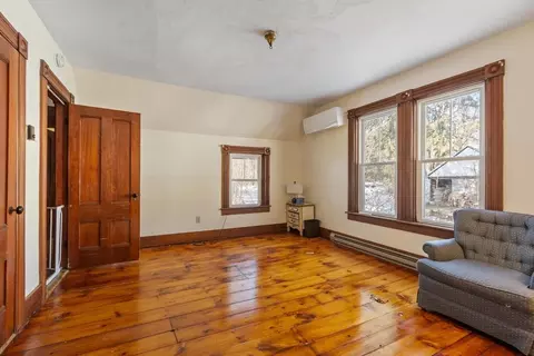 35 Ball St, Orange, MA 01364 photo 20