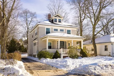 158 E Side Pkwy, Newton, MA 02458