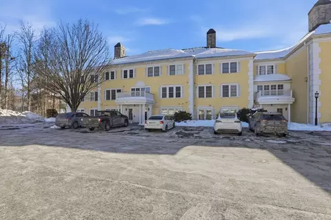1 Riverview Blvd #8-203, Methuen, MA 01844