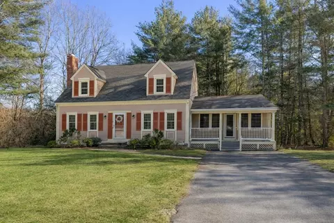 131 Elmer St, Pembroke, MA 02359