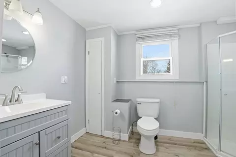 Bath - 12 White St, Acushnet, MA 02743 photo 3 of 4
