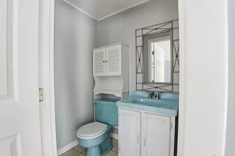 Bath - 12 White St, Acushnet, MA 02743 photo 4 of 4