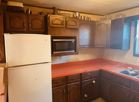 Kitchen - 10 Carlisa Dr, Fall River, MA 02723 photo 2 of 4