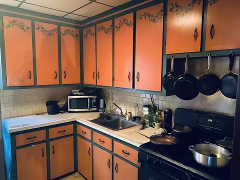 Kitchen - 10 Carlisa Dr, Fall River, MA 02723 photo 3 of 4
