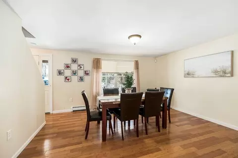 Dining - 10 Emerald St, Gloucester, MA 01930 photo 3 of 3