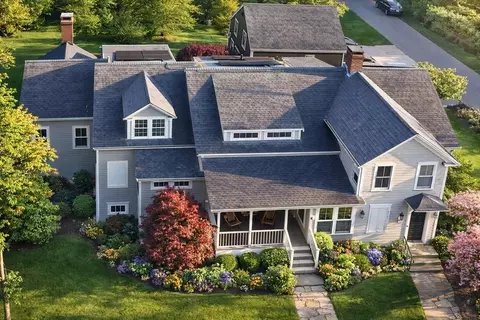24 Pine Island Rd, Mattapoisett, MA 02739