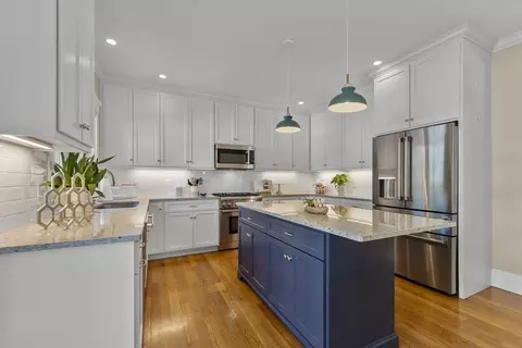 68 Pleasant St #68, Needham, MA 02492 photo 5