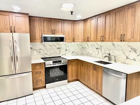 15 Spencer Rd #12E, Boxborough, MA 01719