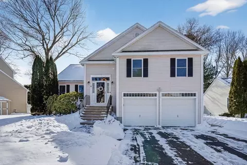 18 Jay Dr, Framingham, MA 01701