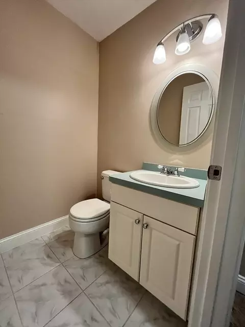 18 Jay Dr, Framingham, MA 01701 photo 19