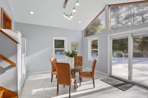 18 Hayward Rd, Acton, MA 01720 photo 8