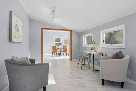 18 Hayward Rd, Acton, MA 01720 photo 11
