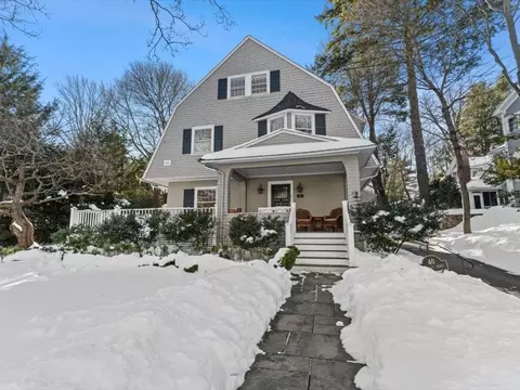 40 Chestnut St, Wellesley, MA 02481