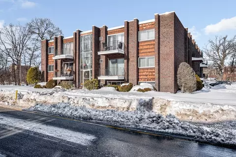 37 South St #10, Medford, MA 02155