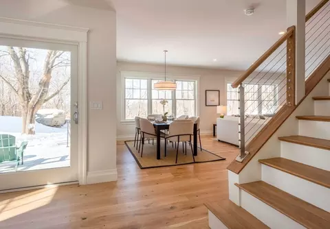 7 Colburn St, Gloucester, MA 01930 photo 8